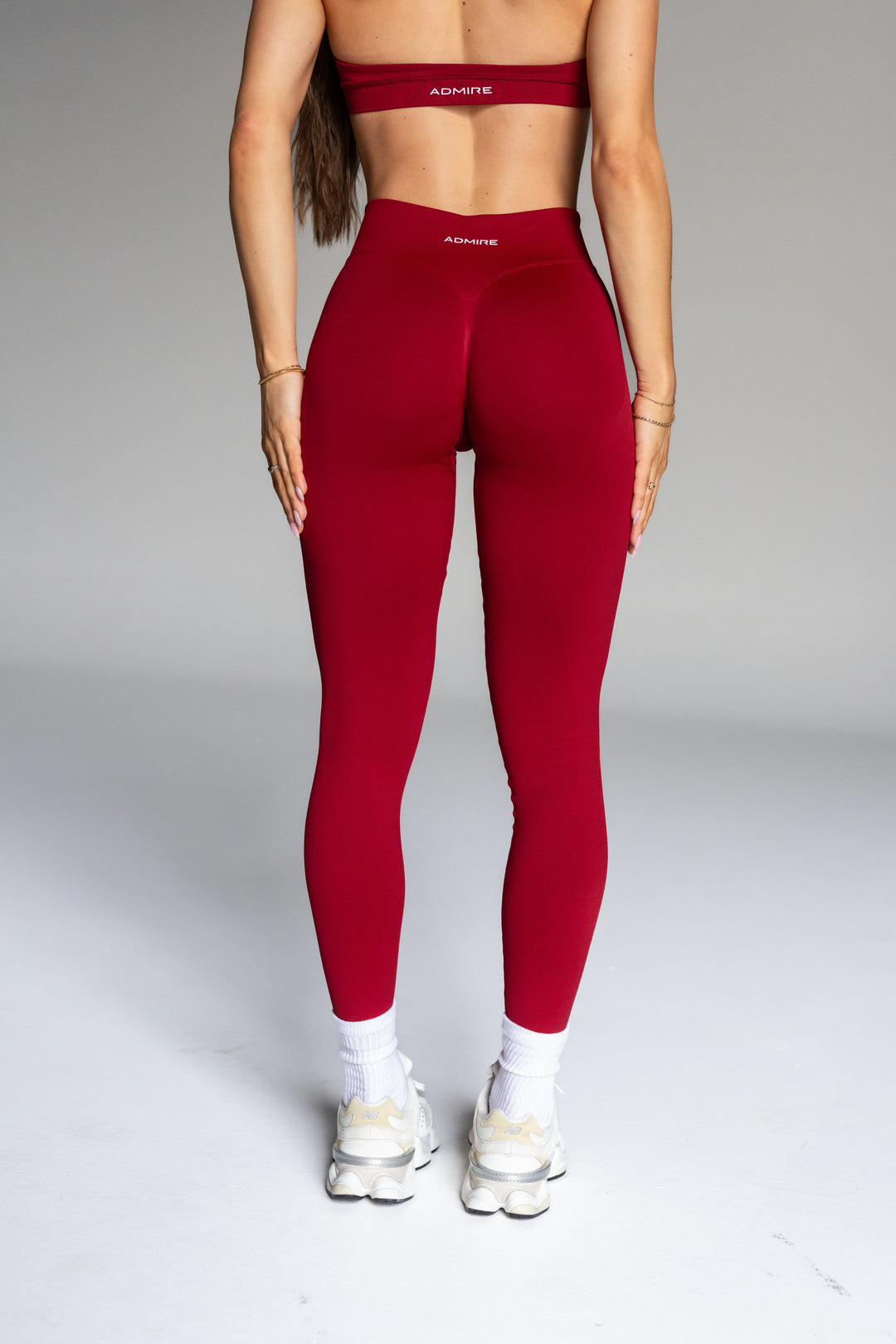 CONTOUR LEGGINGS - CHERRY RED
