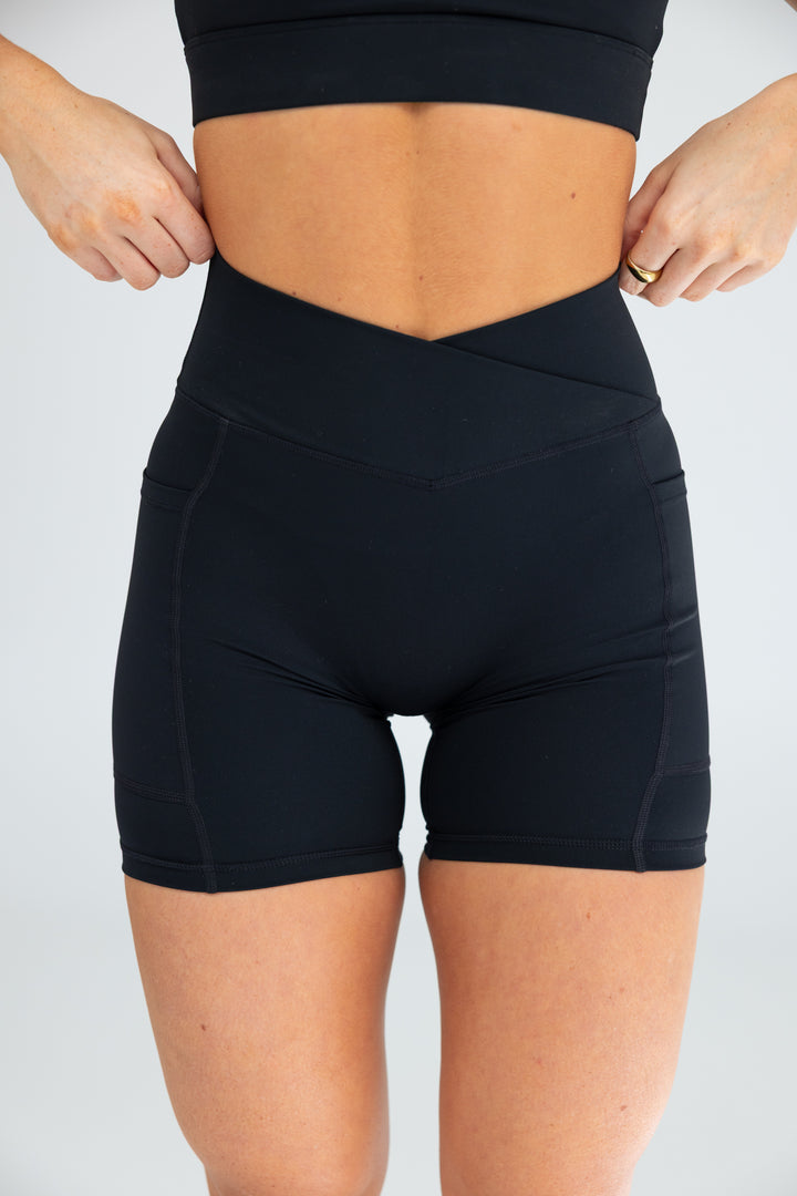 ALL DAY BIKE SHORTS (with pockets) BLACK