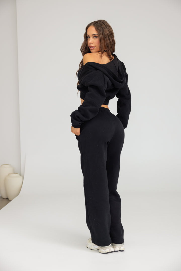 STRAIGHT LEG SWEATPANTS - BLACK