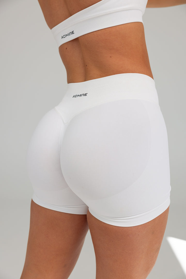 CONTOUR SHORTS - WHITE