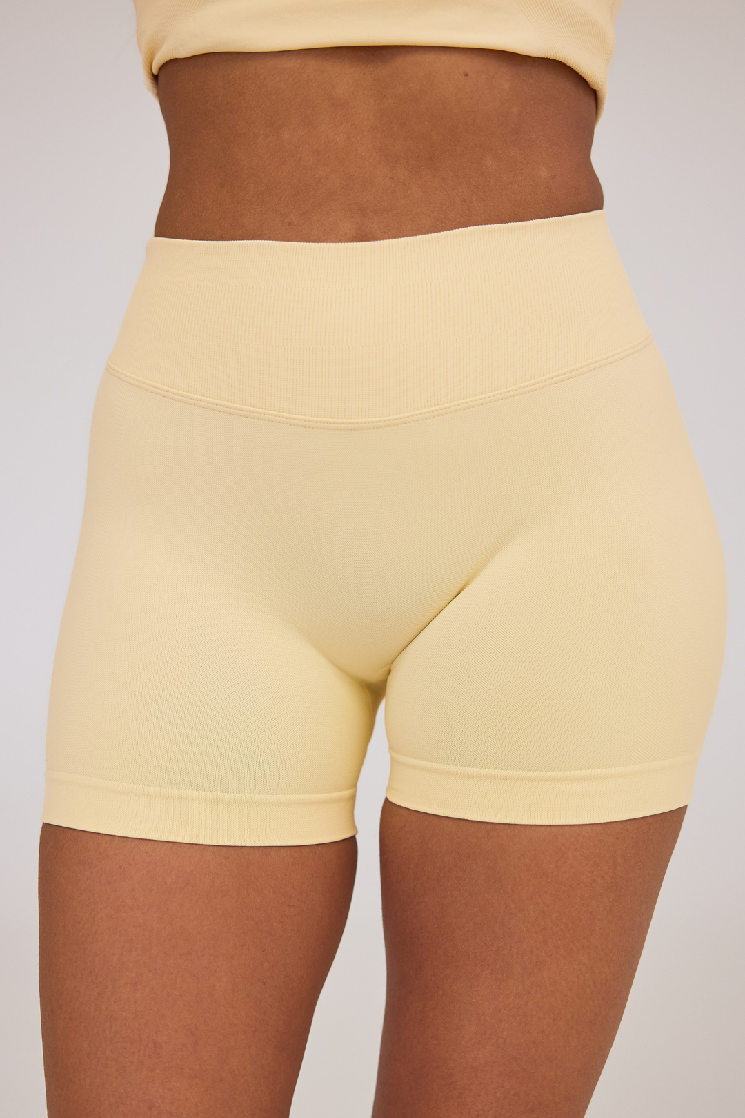 CONTOUR SHORTS - BUTTER