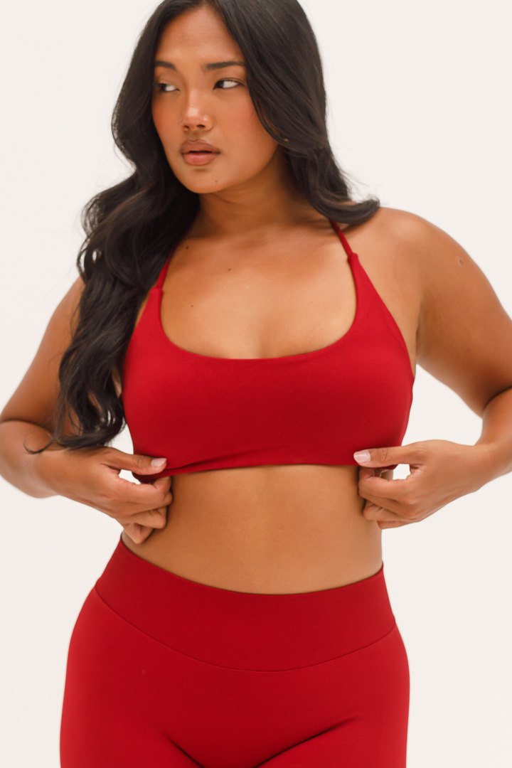 CONTOUR TWIST CROP - CHERRY RED