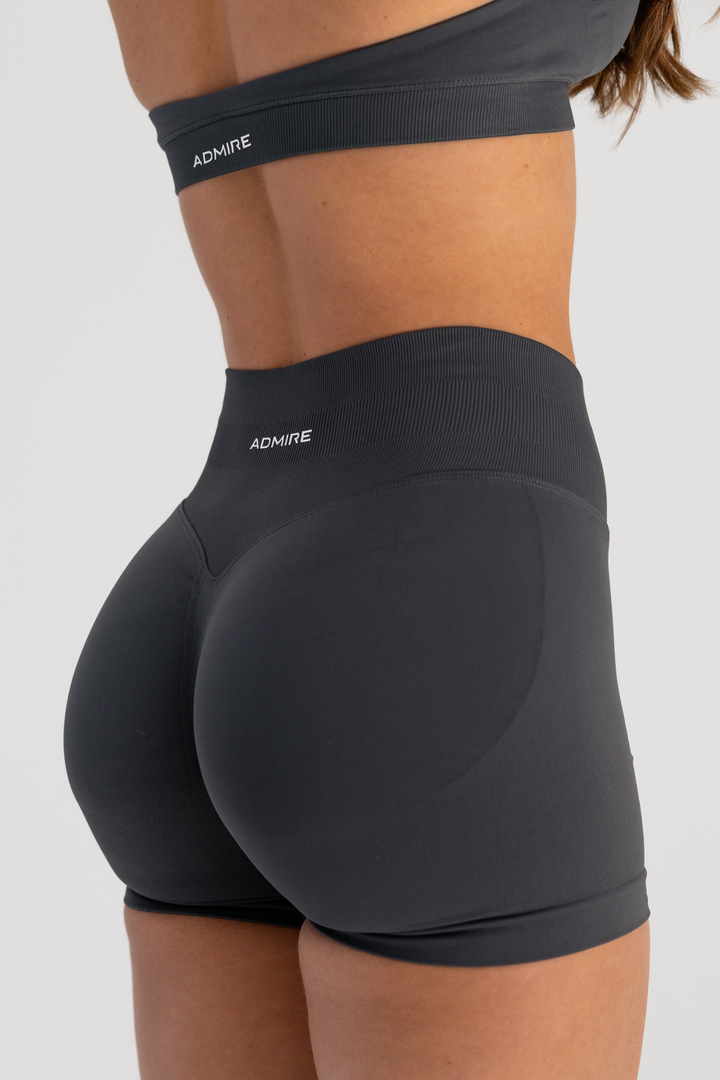 CONTOUR SHORTS - CHARCOAL GREY
